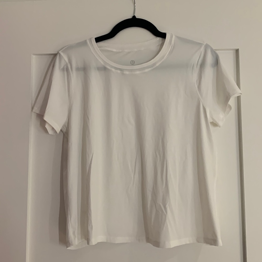 Lululemon white spandex workout top, size 6